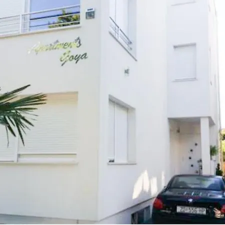 Apartman Goya - Near The & Old Town Zadar
